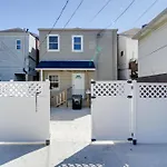 Walk To Churchill Downs Central Louisville Home!